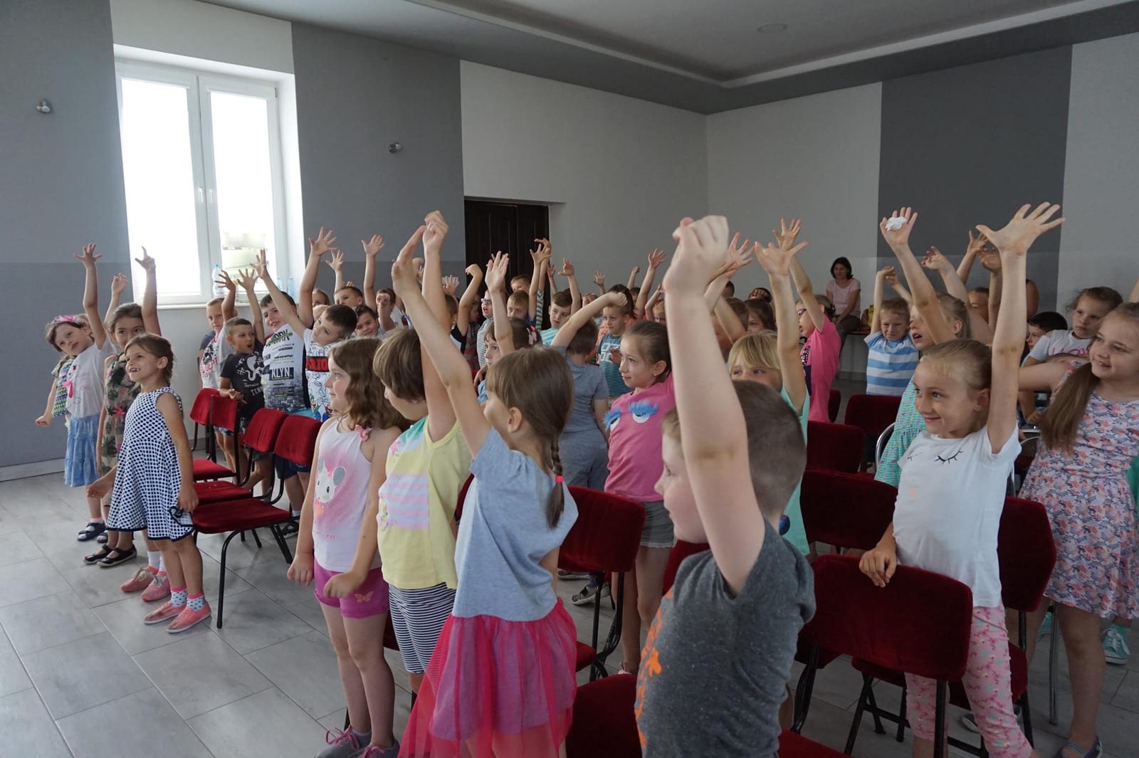 Spotkanie literacko-muzyczne "Śpiewająca biblioteka" — zdjęcie 15