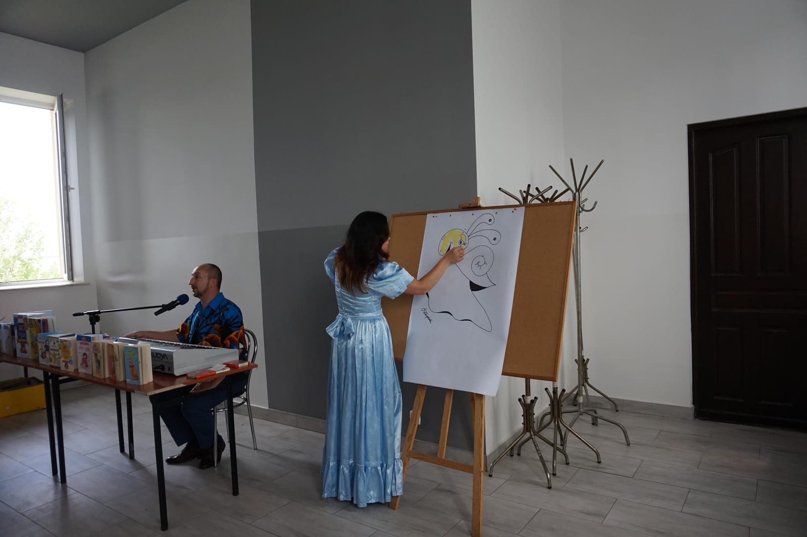 Spotkanie literacko-muzyczne "Śpiewająca biblioteka" — zdjęcie 21