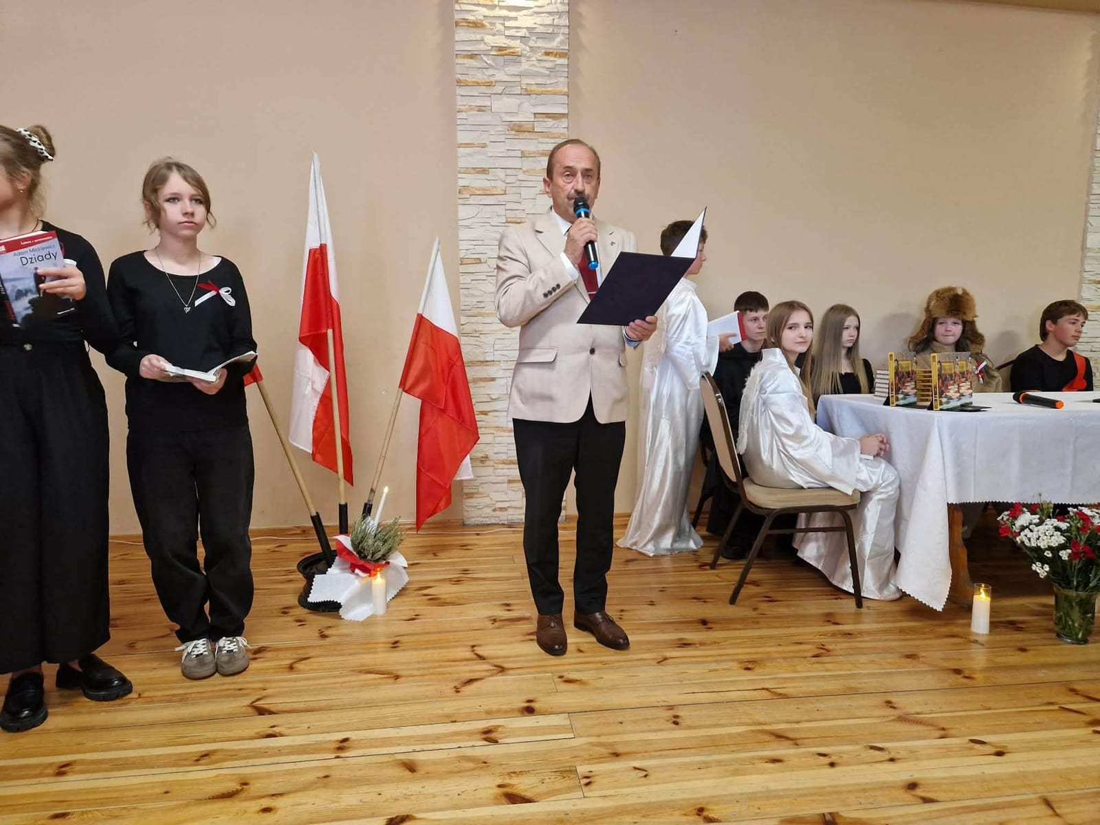 Narodowe Czytanie 2026 – „Dziady” Adama Mickiewicza za nami! — zdjęcie 3